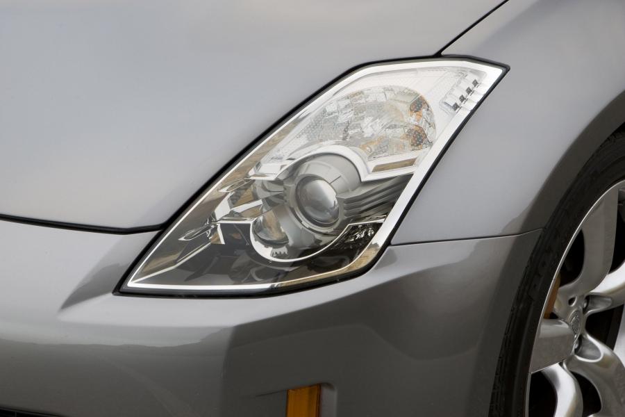  Nissan 350Z Roadster 2005 года  (фото 20 из 25)